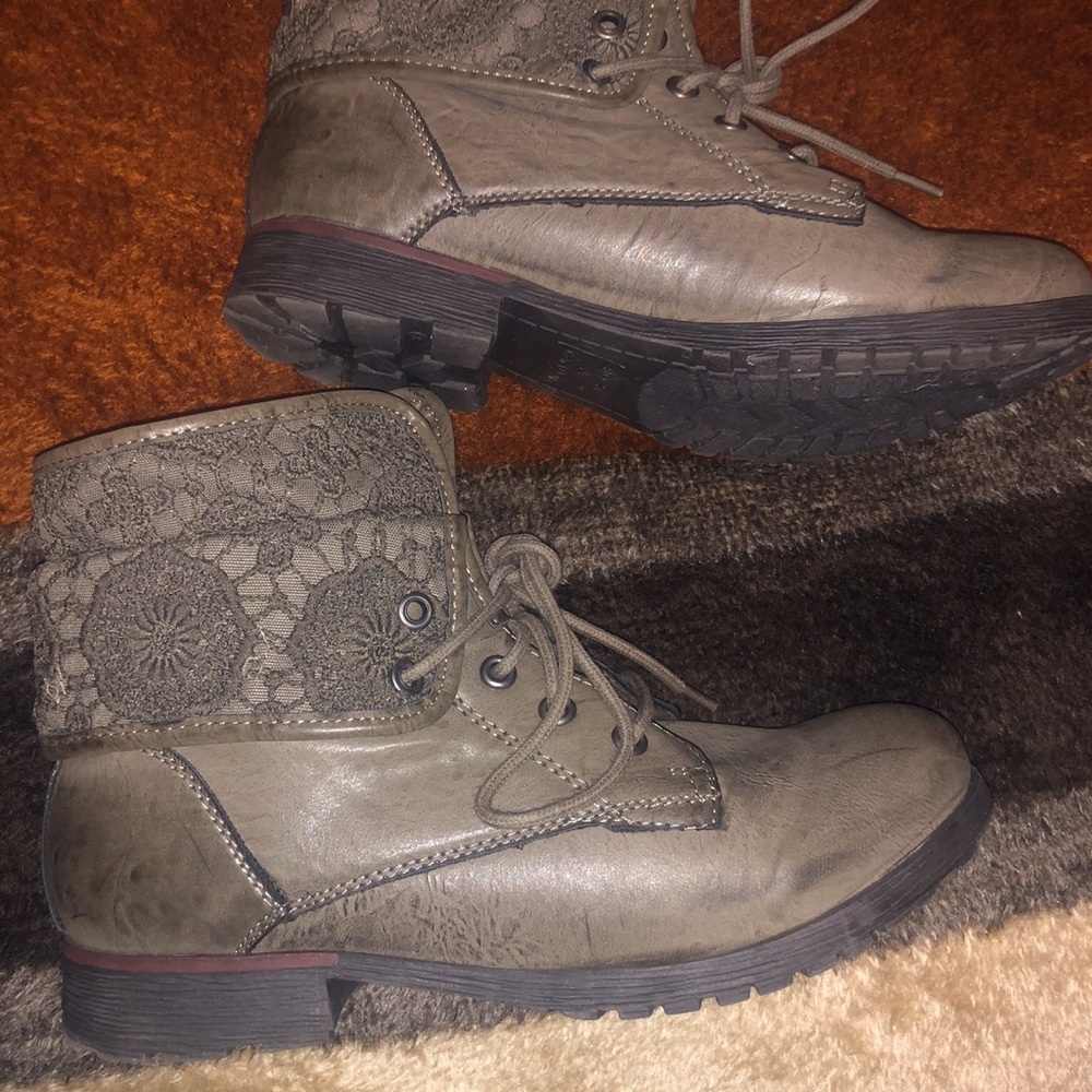 Rock and Cand boots